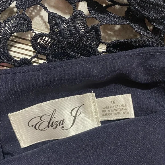 Eliza J Navy Lace Midi Dress - Picture 5 of 5